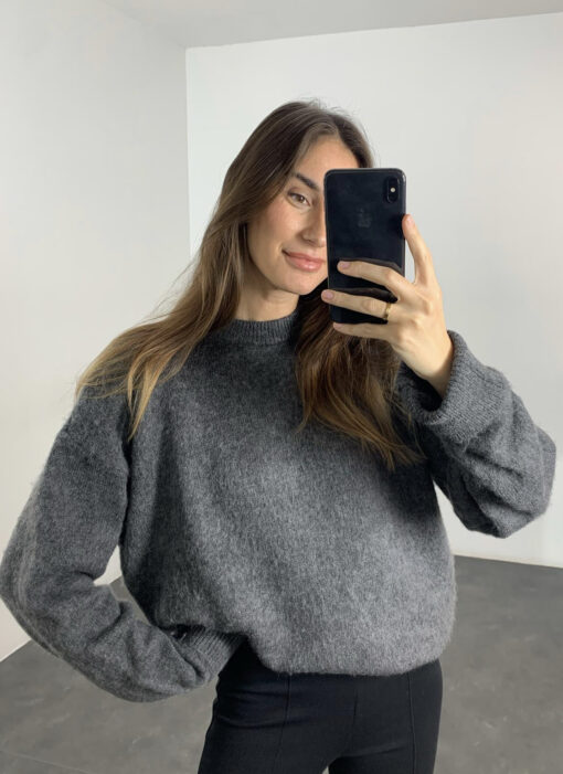 Fluffy sweater -Gray