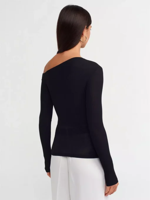 Kiko top - Black - Image 4