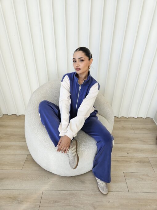 sara suite- Blue - Image 7